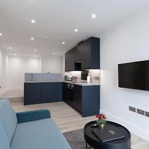 Apartment Stayinn Stratford, London